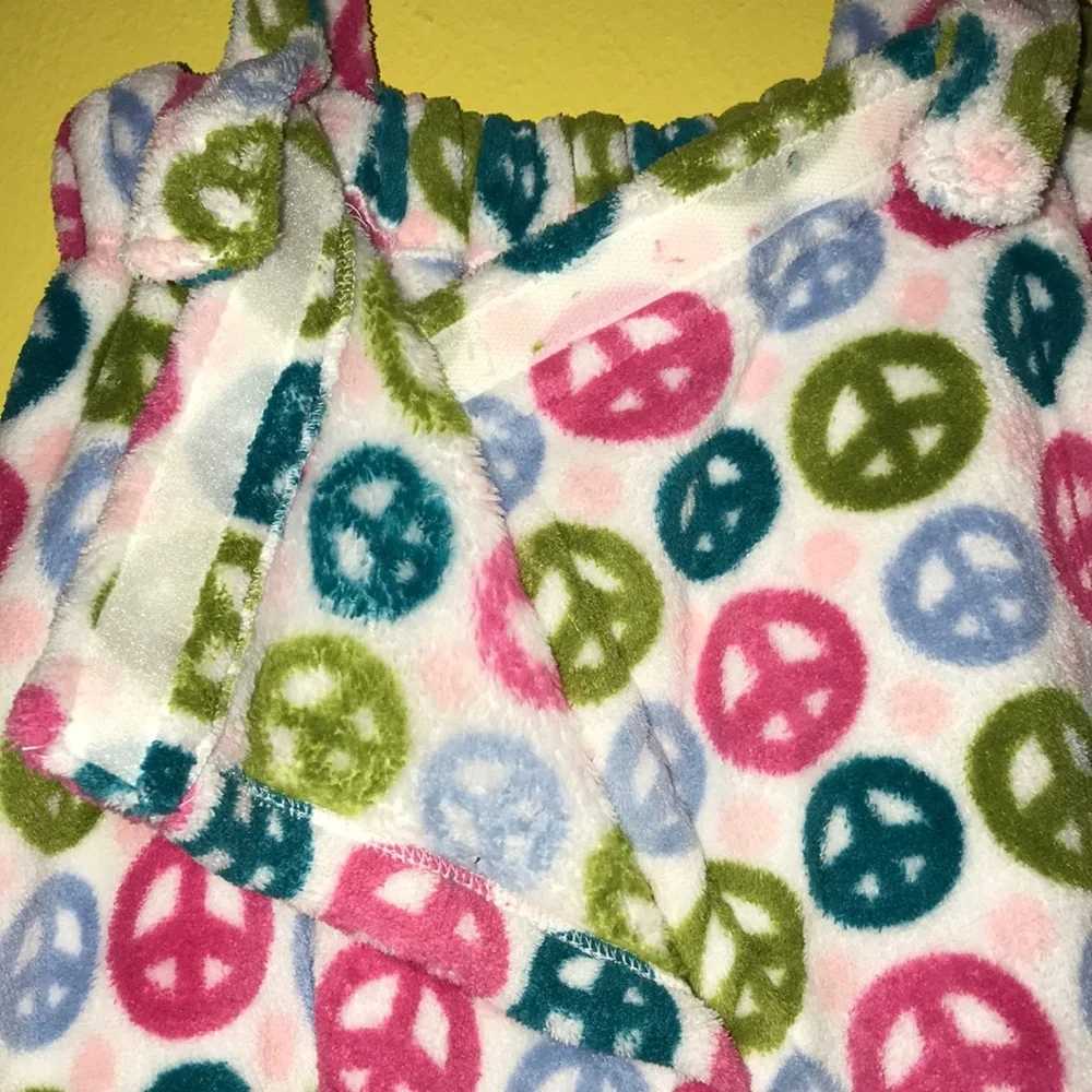 NWT Velcro Peace Robe - Picture 5 of 10